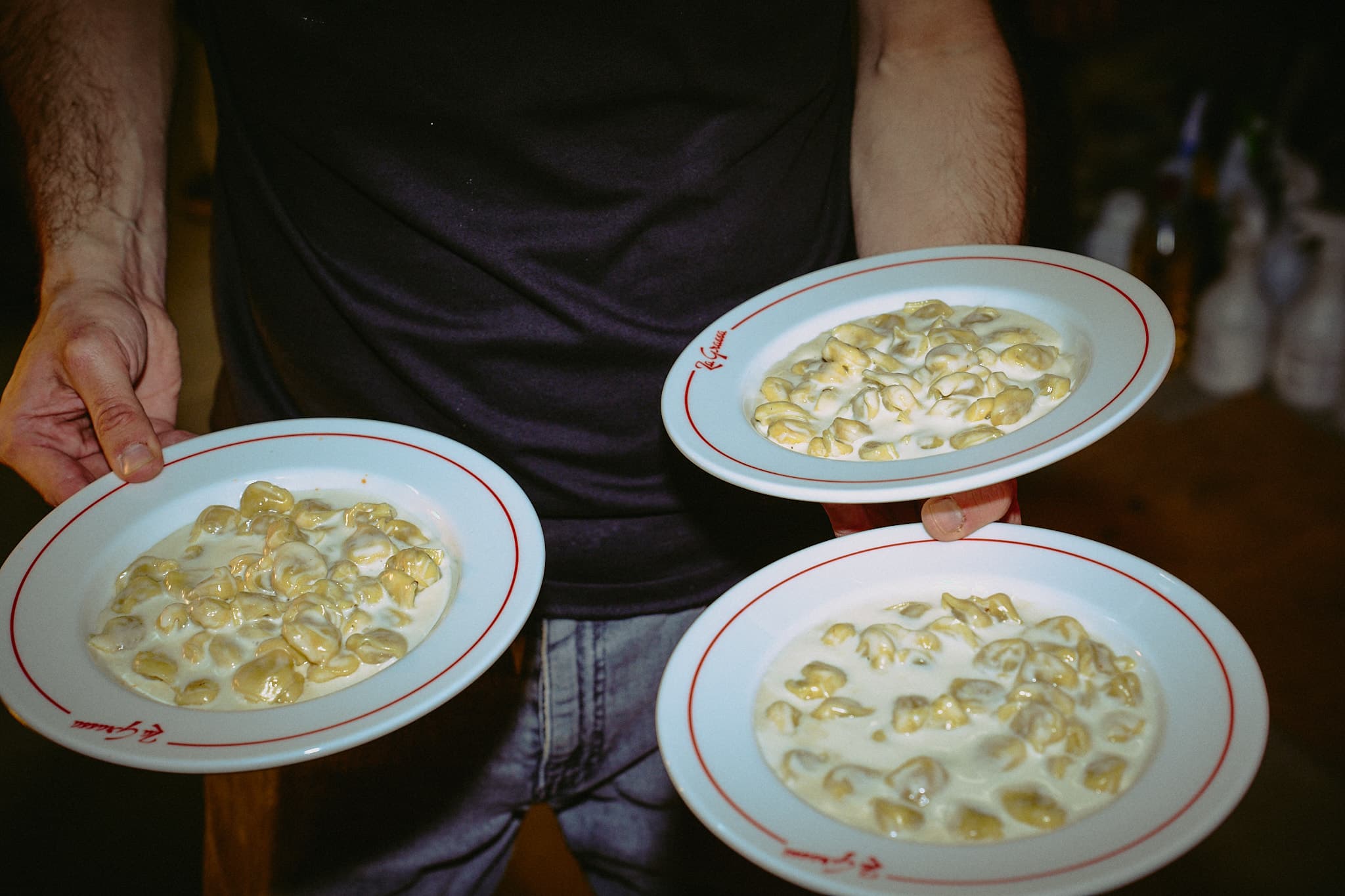 Pasta fresca servida en Osteria La Grassa, restaurante italiano en Barcelona